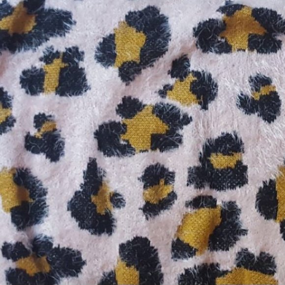 Pink Leopard print long sleeve pullover sweater for women super soft loose fit - Picture 2 of 4